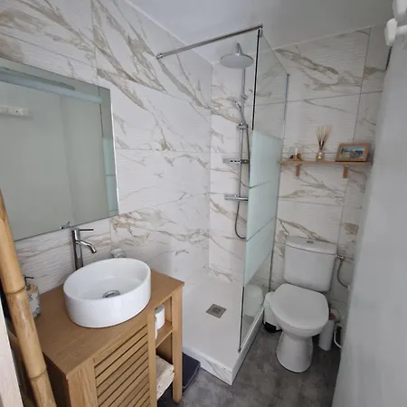 דירה T2 Rez De Jardin Direct לה ברקרה