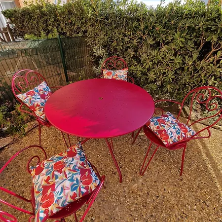 T2 Rez De Jardin Direct דירה *